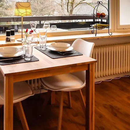 Zentrales Appartement Im Alpin-Style In Garmisch Buitenkant foto