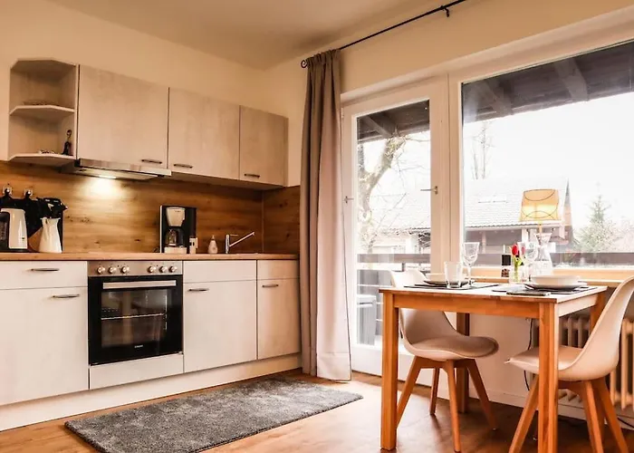 Zentrales Appartement Im Alpin-Style In Garmisch